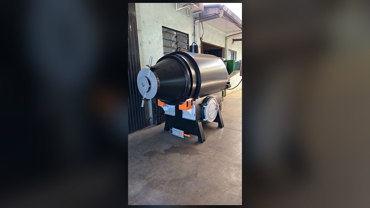 Desidratador — equipamento na fábrica